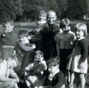 L’abbé Froidure et les enfants du Haut-Neubois (Extrait de « Château du Haut-Neubois, 100 ans d’histoires »)