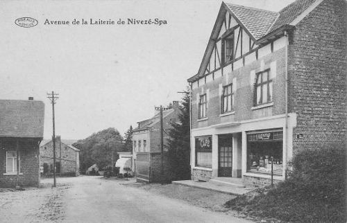 1933 : L’épicerie Laguesse-Servais faisait à cette époque également café (carte postale)
