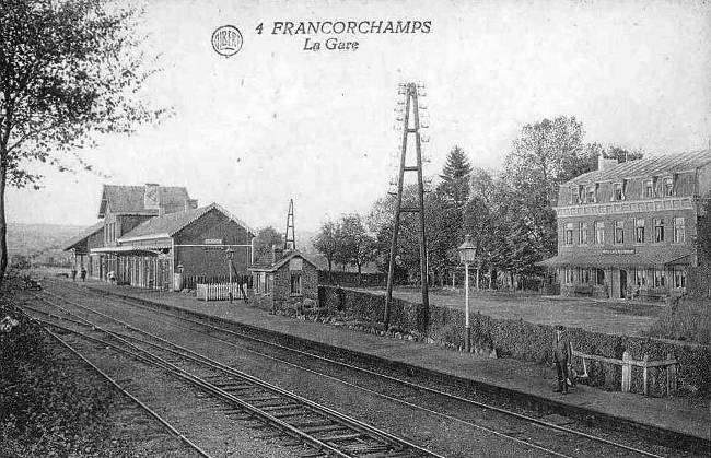 1900 : la gare de Francorchamps et l’hôtel de la Gare appelé aussi hôtel Rouxhe