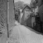 La rue en 1905… en parfait état. Elle a belle allure.