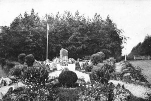 Carte postale : 1950 : Le monument du Maquisard Inconnu