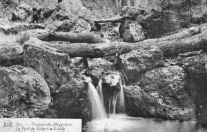 Promenade Meyerbeer : le pont de Robert le Diable